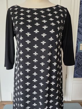 Fresh Bee Print Shift Dress - Size Med - Graphic Print, Workwear Summer Casual